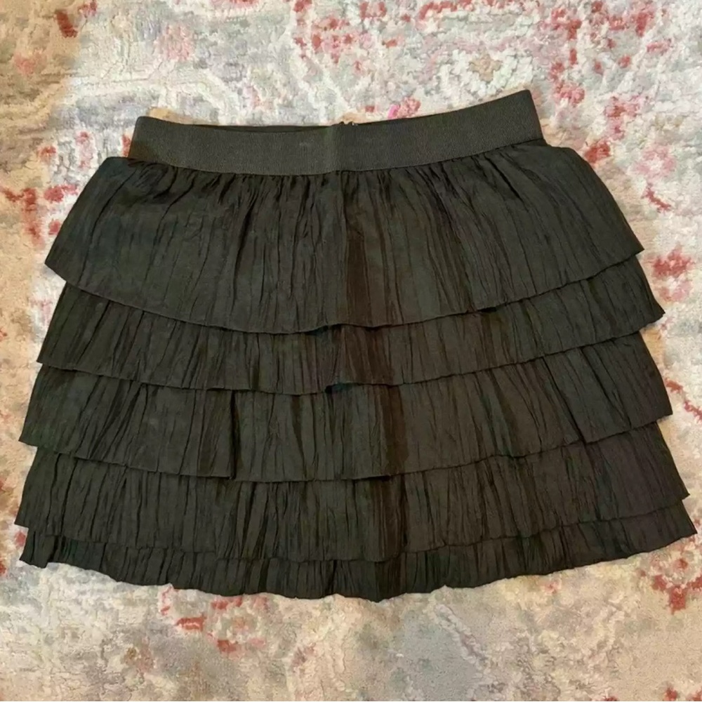 J Crew Olive Green 100% silk‎ tiered skirt, size 4 - Picture 3 of 8